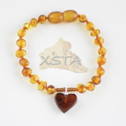 Cognac baroque bracelet with cherry heart Cognac baroque bracelet with cherry heart